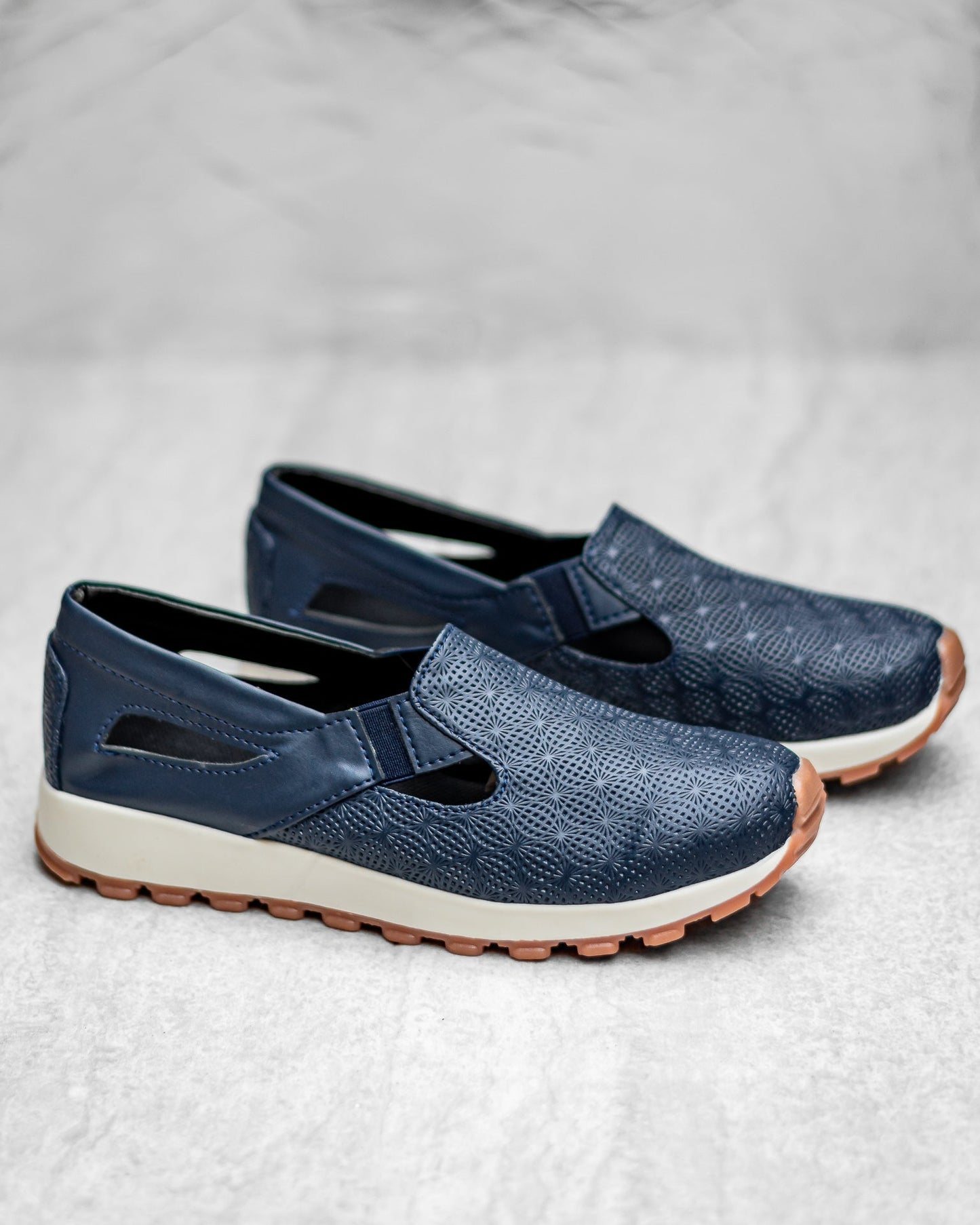 gid://shopify/MediaImage/41238651797793