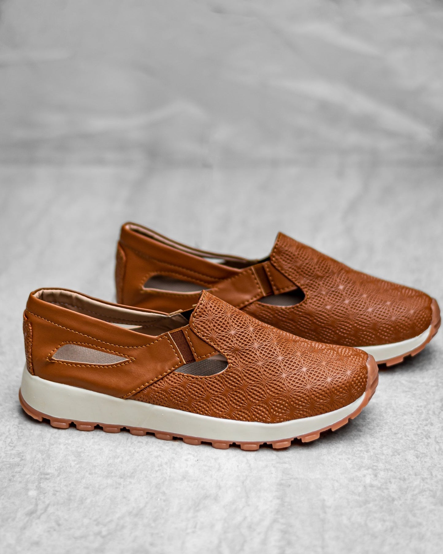 gid://shopify/MediaImage/41238651863329