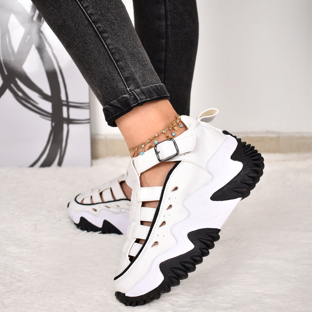 gid://shopify/MediaImage/41238636593441